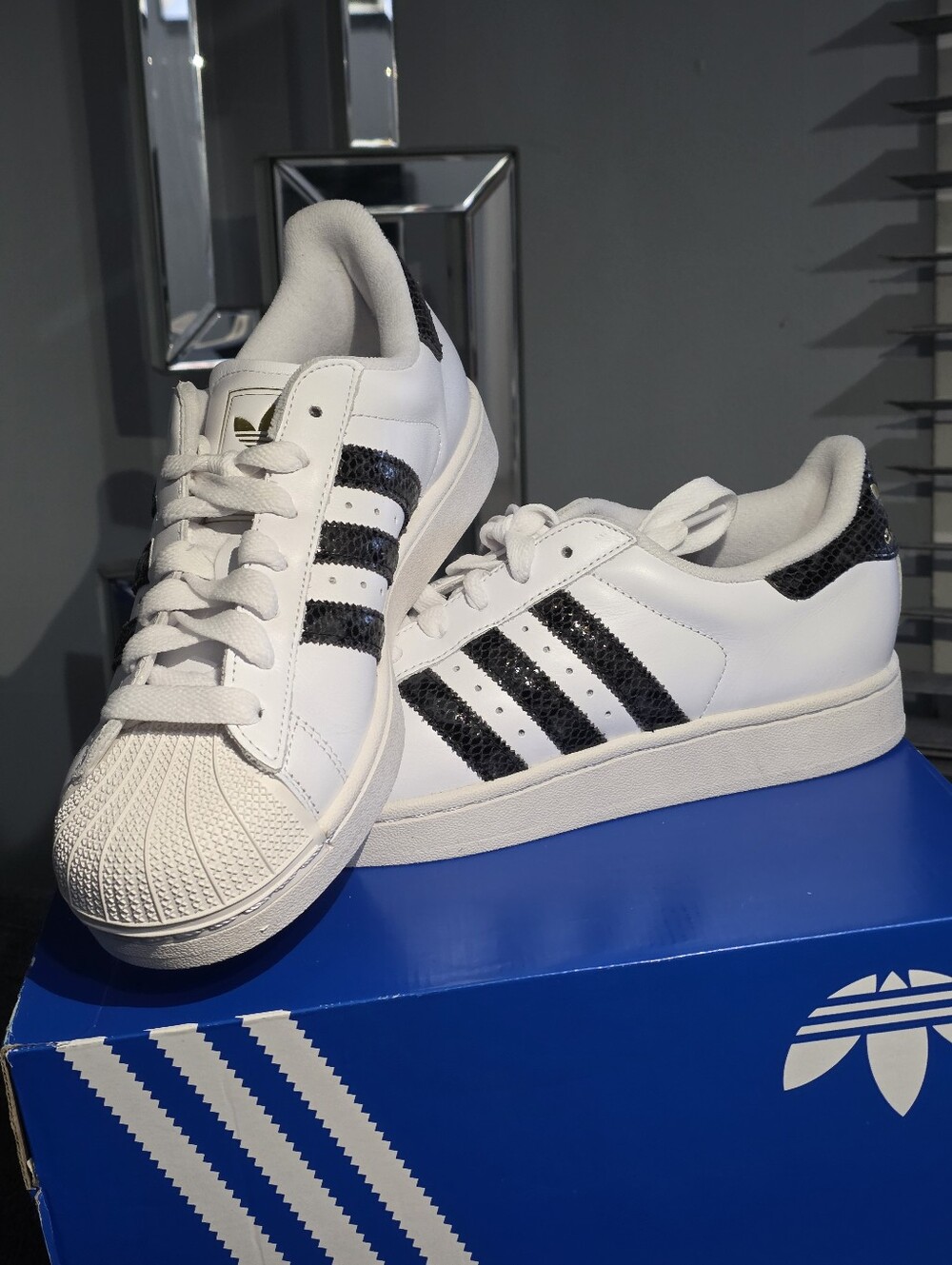 Adidas Originals Superstar II W Snakeskin White Black Gold Size 9  NWOT Open Box